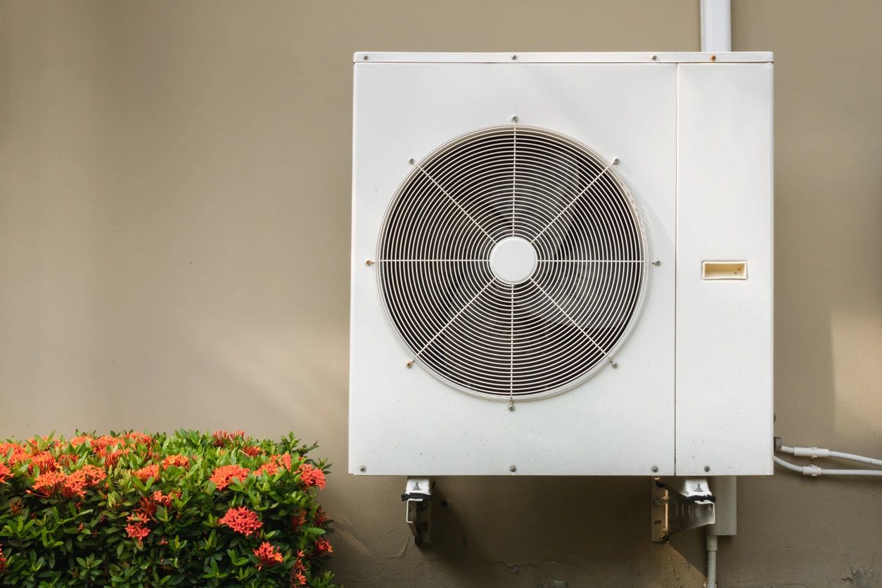 Why Is My Outside AC Unit Fan Not Running? (But the Inside Is?)
